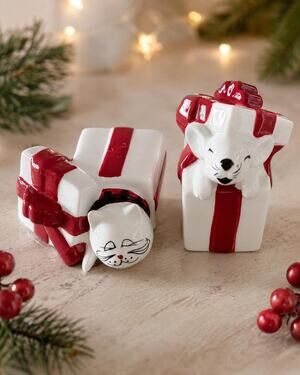 Studio Nova Cat & Mouse Salt Pepper Shakers Santa’s Little Helpers Christmas